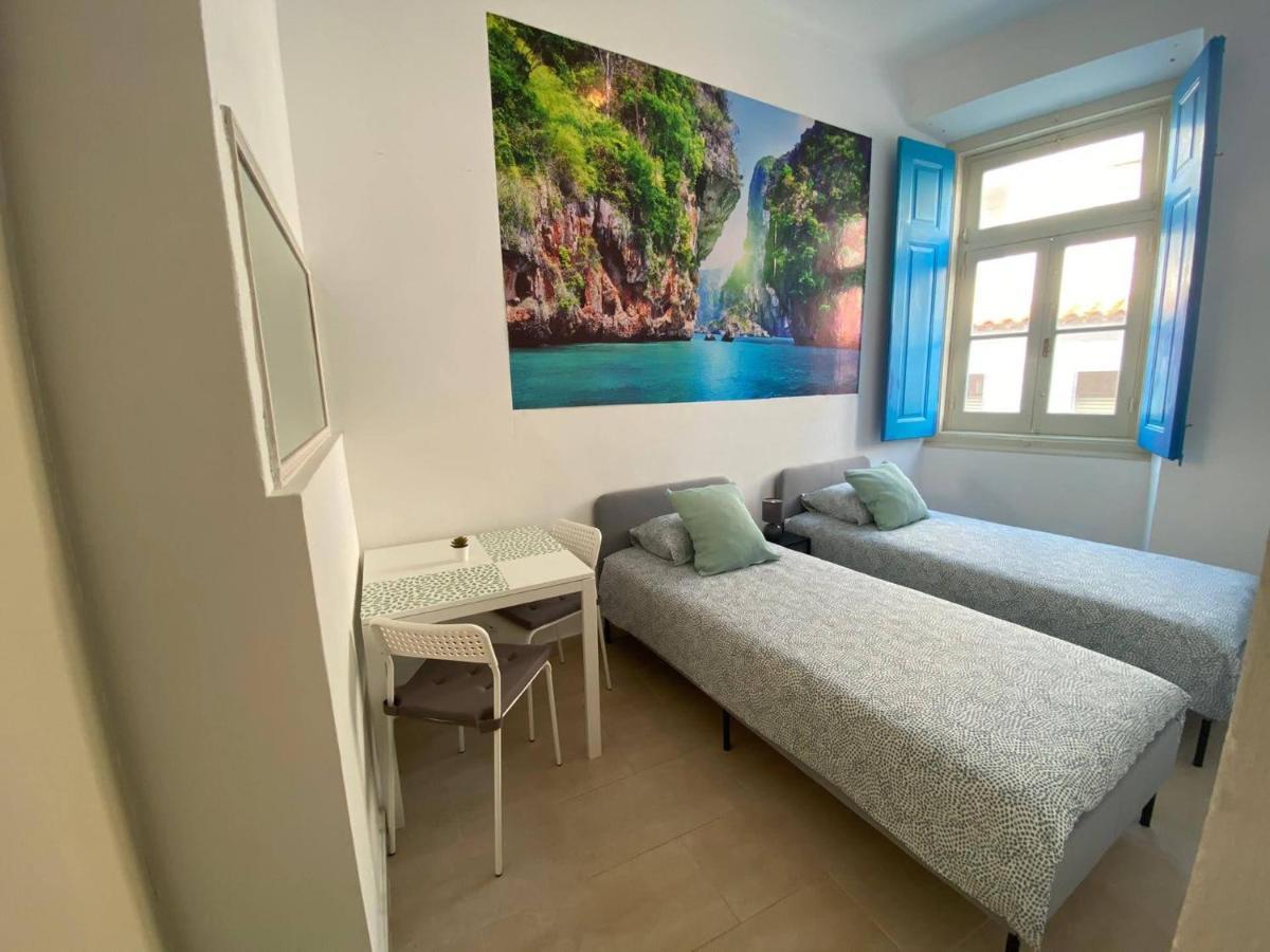 Iguana Guesthouse ラゴス エクステリア 写真
