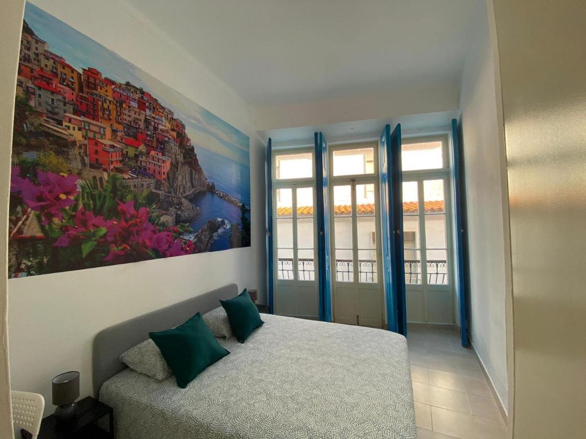 Iguana Guesthouse ラゴス エクステリア 写真