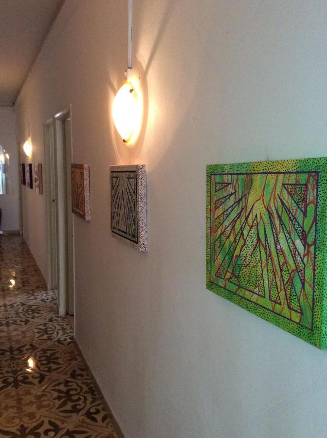 Iguana Guesthouse ラゴス エクステリア 写真